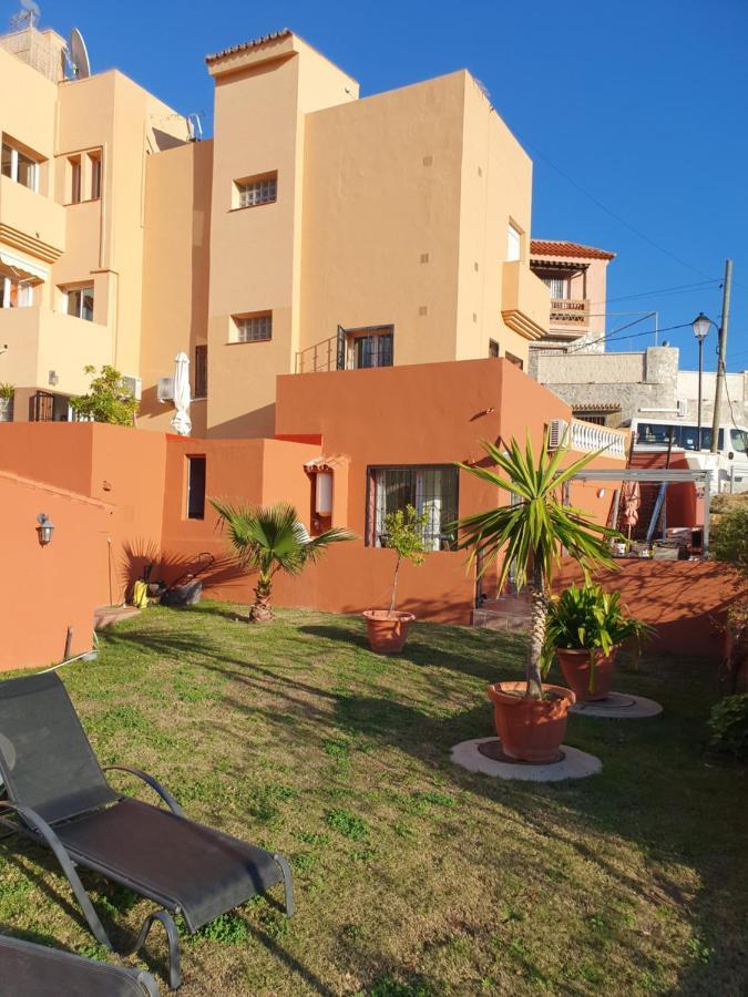 Cozy Rooms In Terraced House Fuengirola Exterior foto